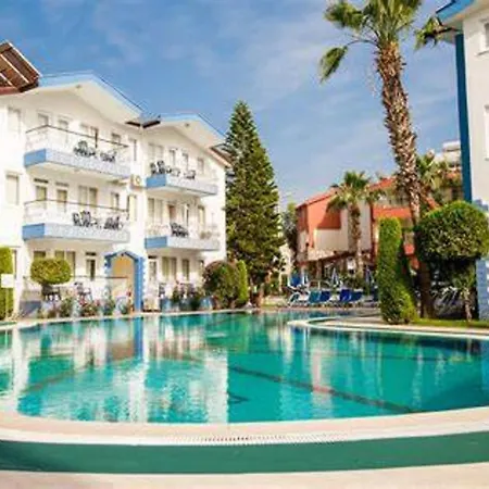 Popular 1 Bed Apart In With Many On Site Amenities Facilities דירה סייד